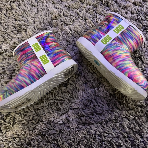 Ugg clear classic weatherproof multicolor boots - Picture 2 of 4